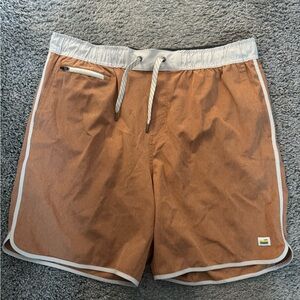 Vuori Banks Shorts Men’s 7” Inseam Palo Santo Linen Texture (Retail: $68)